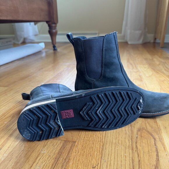 Gray Kodiak Chelsea Boot - Picture 4 of 6